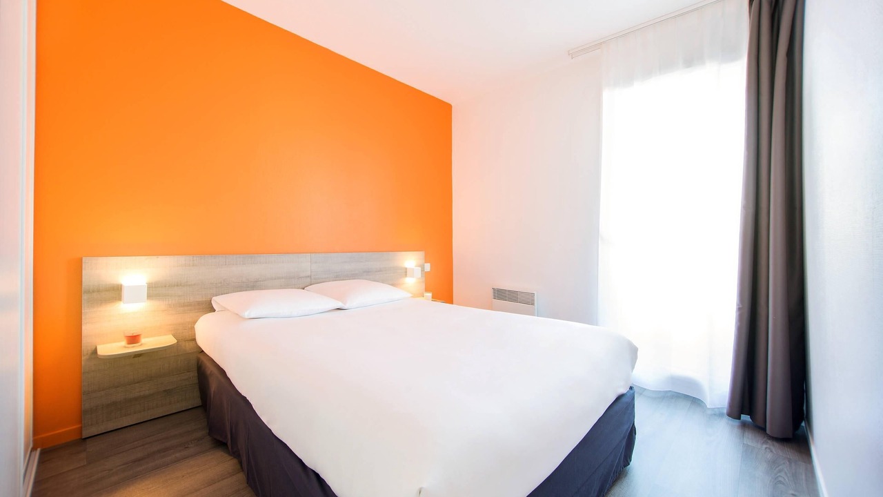 Photo of Bedroom in Fontaine-Bayonne-Cartoucherie