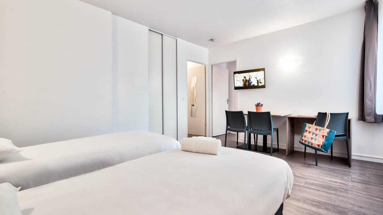 Photo of Bedroom in Fontaine-Bayonne-Cartoucherie