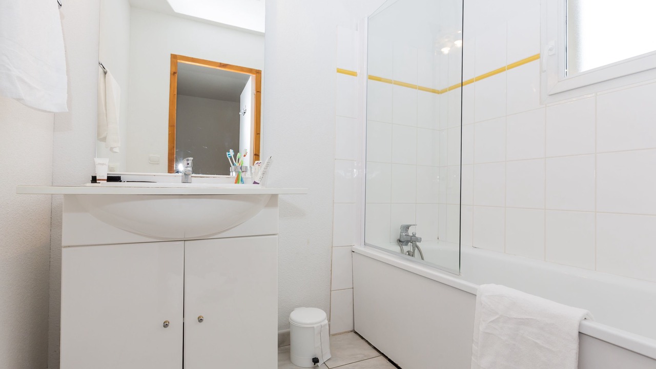 Photo of Bathroom in Salavas