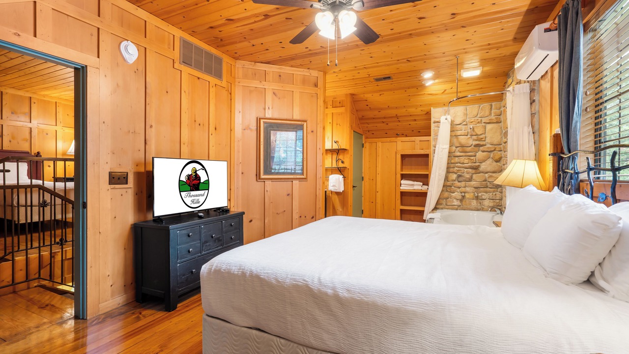 Photo of Bedroom in Branson