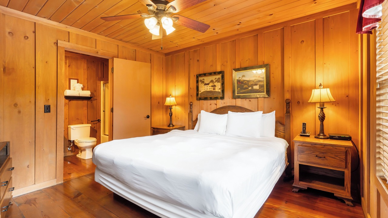 Photo of Bedroom in Branson