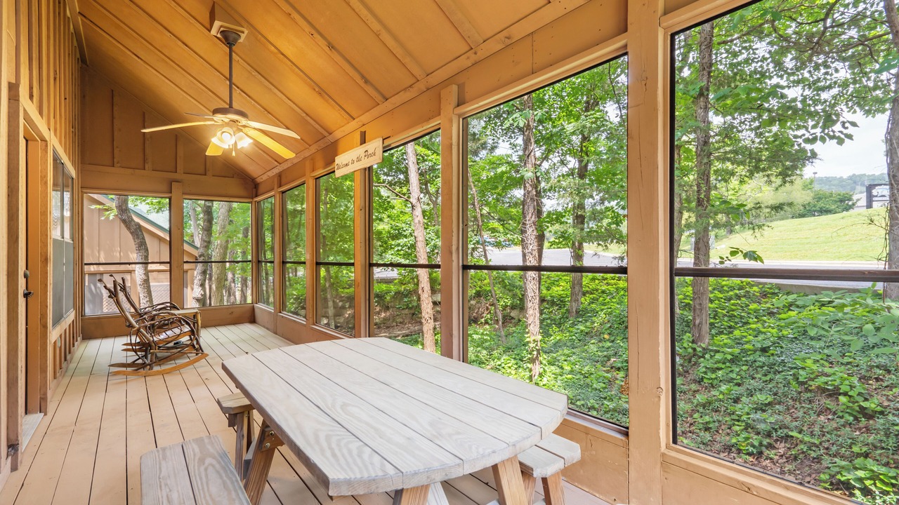 Photo of Patio Balcony in Branson