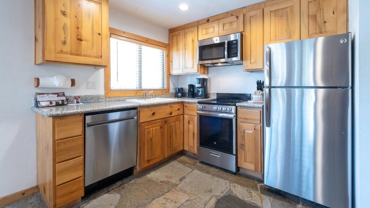 Photo of Kitchen in Tahoya Shores
