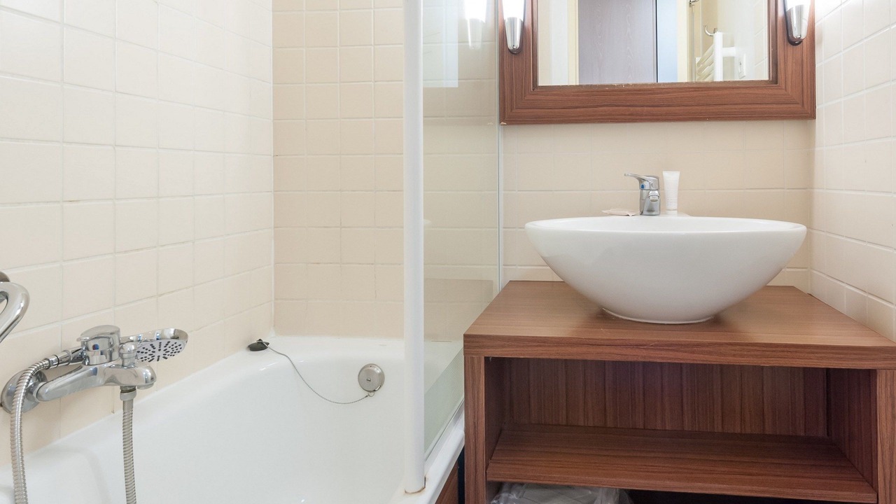 Photo of Bathroom in Loches