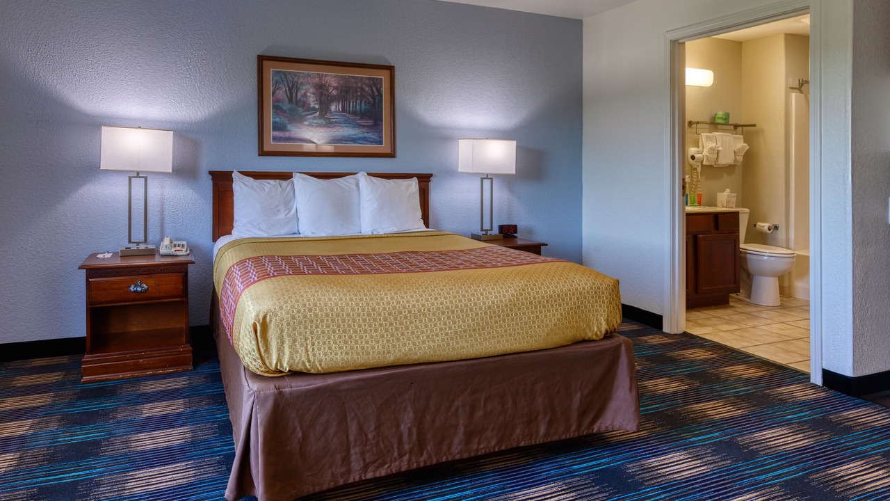 Photo of Bedroom in St. Robert