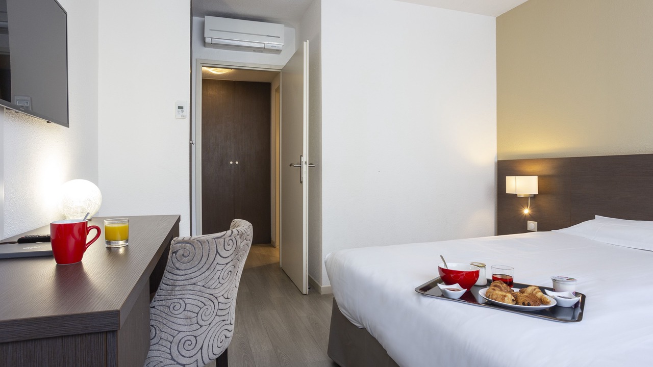Photo of Bedroom in Aix-les-Bains City Center
