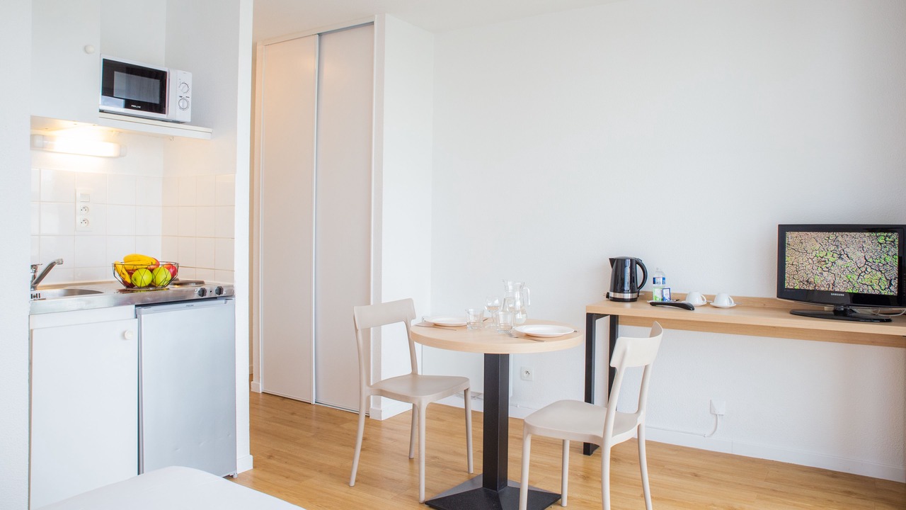 Photo of Kitchen in Miroir - Batignolles