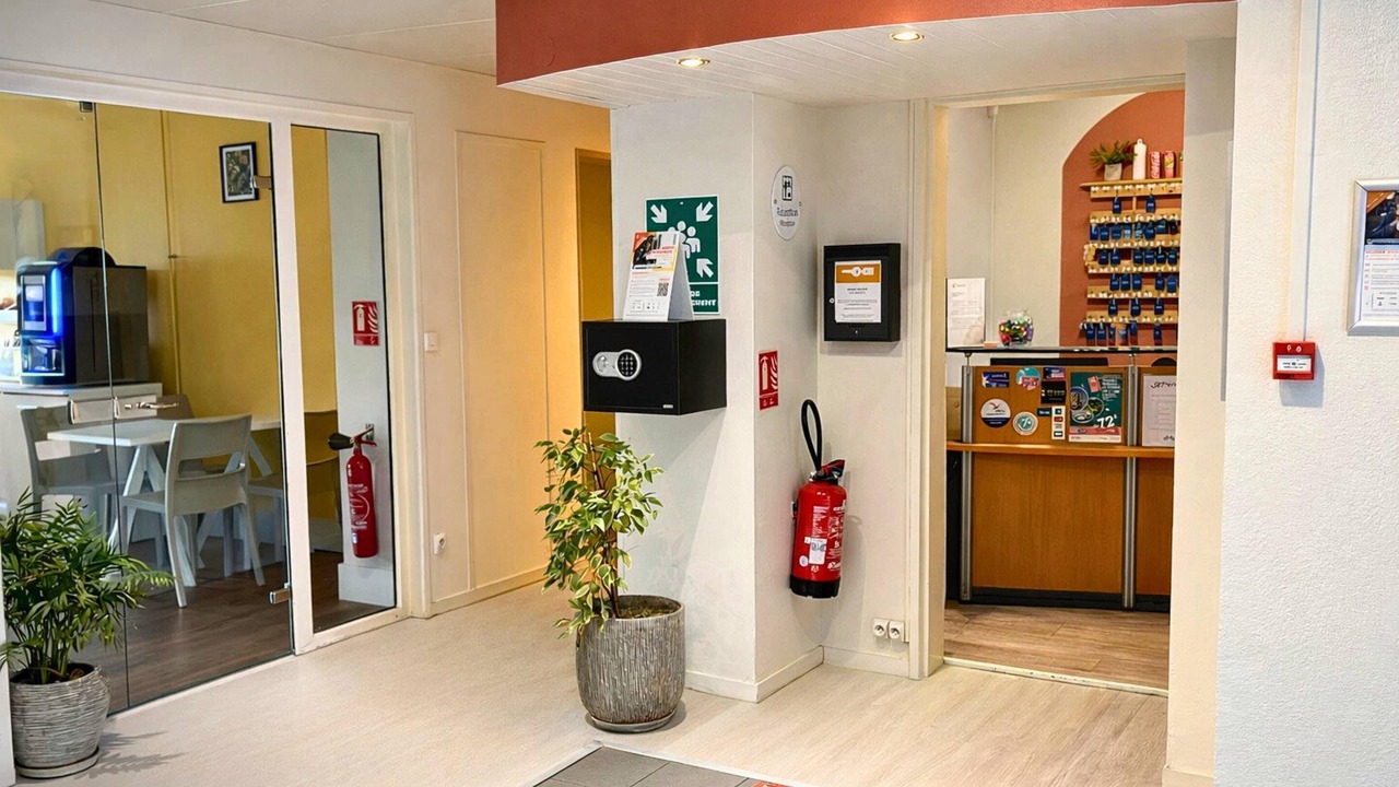 Photo of Others in Miroir - Batignolles