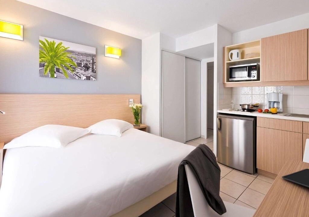 Photo of Bedroom in Les Baumettes