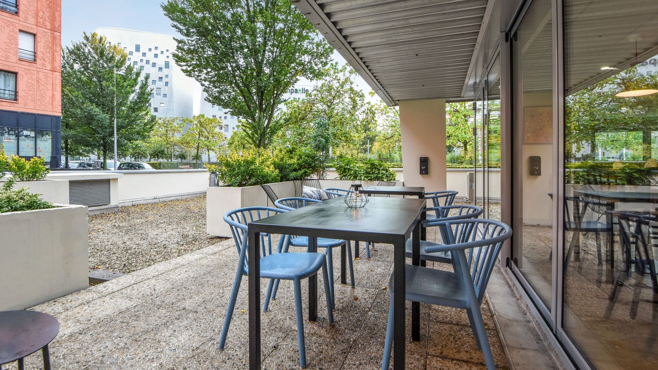 Photo of Patio Balcony in La Madeleine