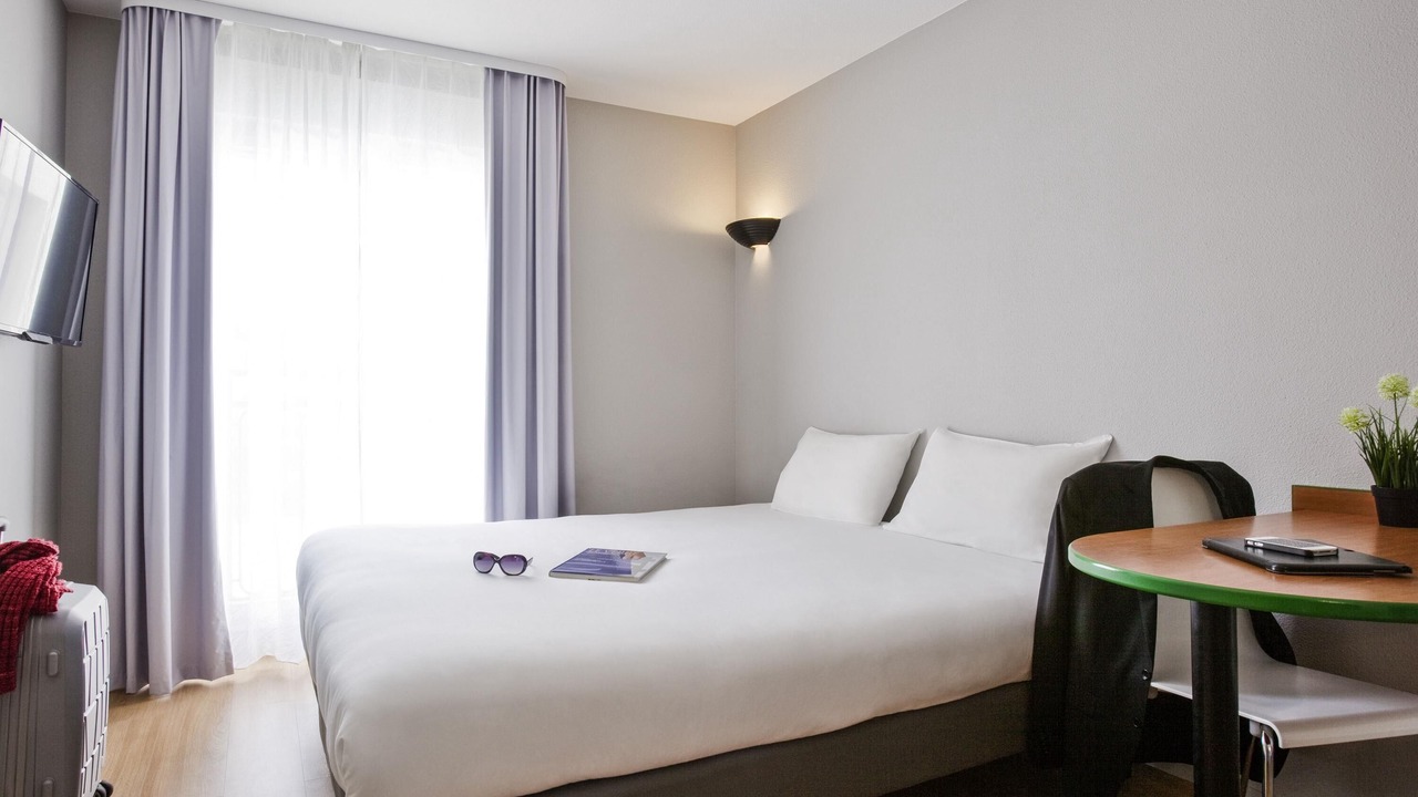 Photo of Bedroom in Maisons-Alfort