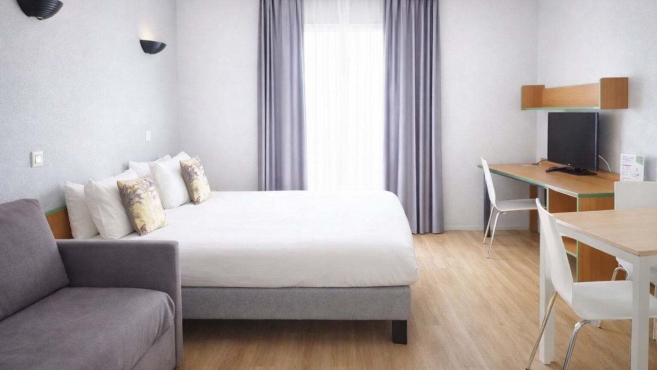 Photo of Bedroom in Maisons-Alfort
