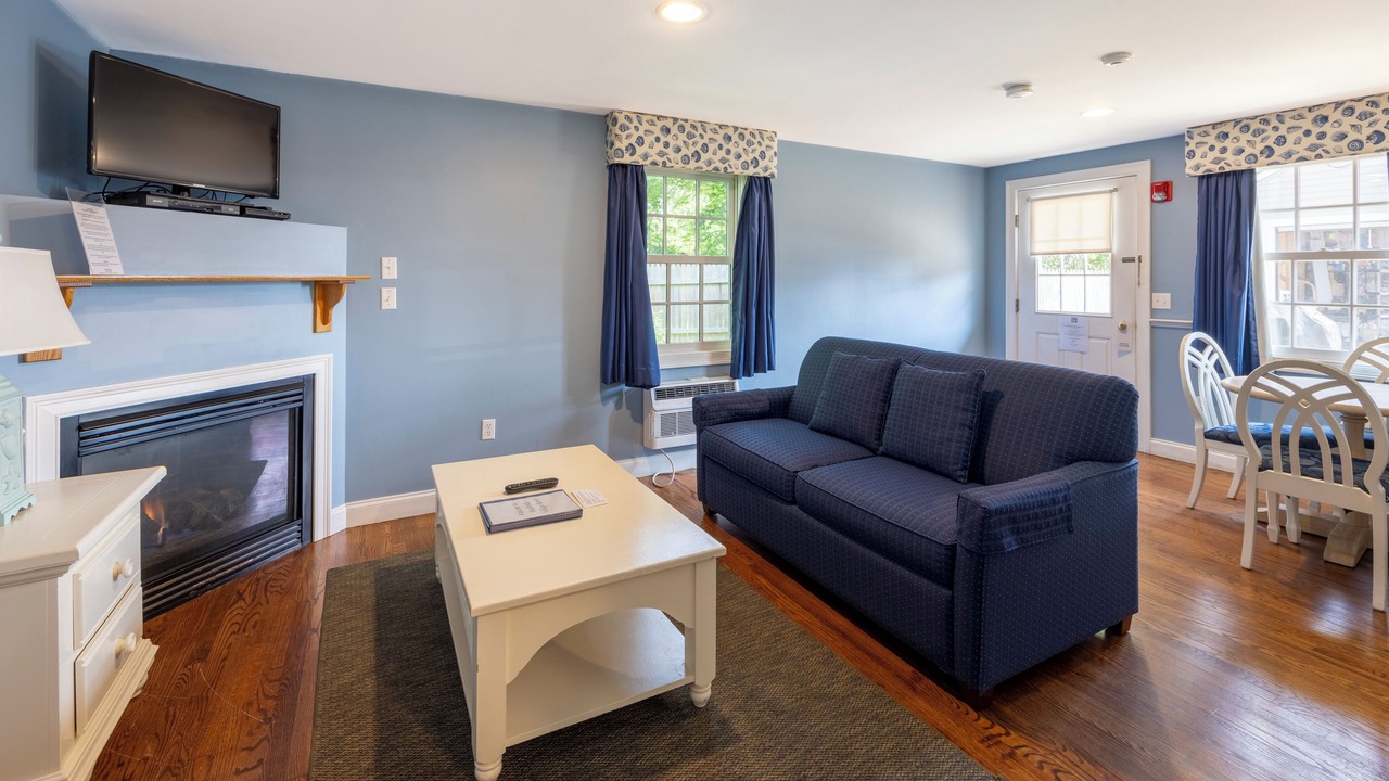 Photo of Livingroom in Falmouth