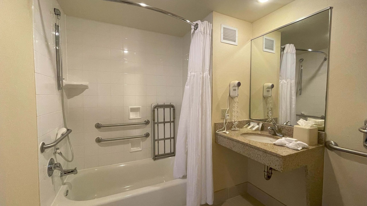 Photo of Bathroom in Chinatown