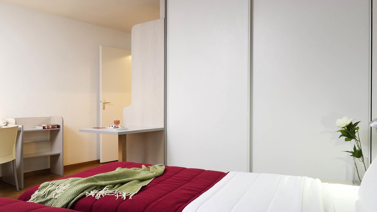 Photo of Bedroom in Dinan - Saint-Malo