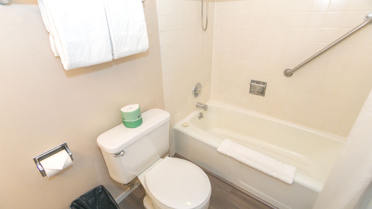 Photo of Bathroom in Ocean Shores