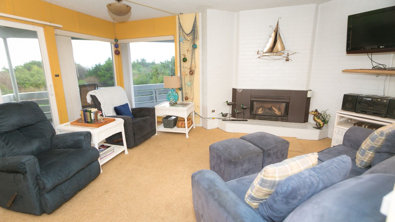 Photo of Livingroom in Ocean Shores