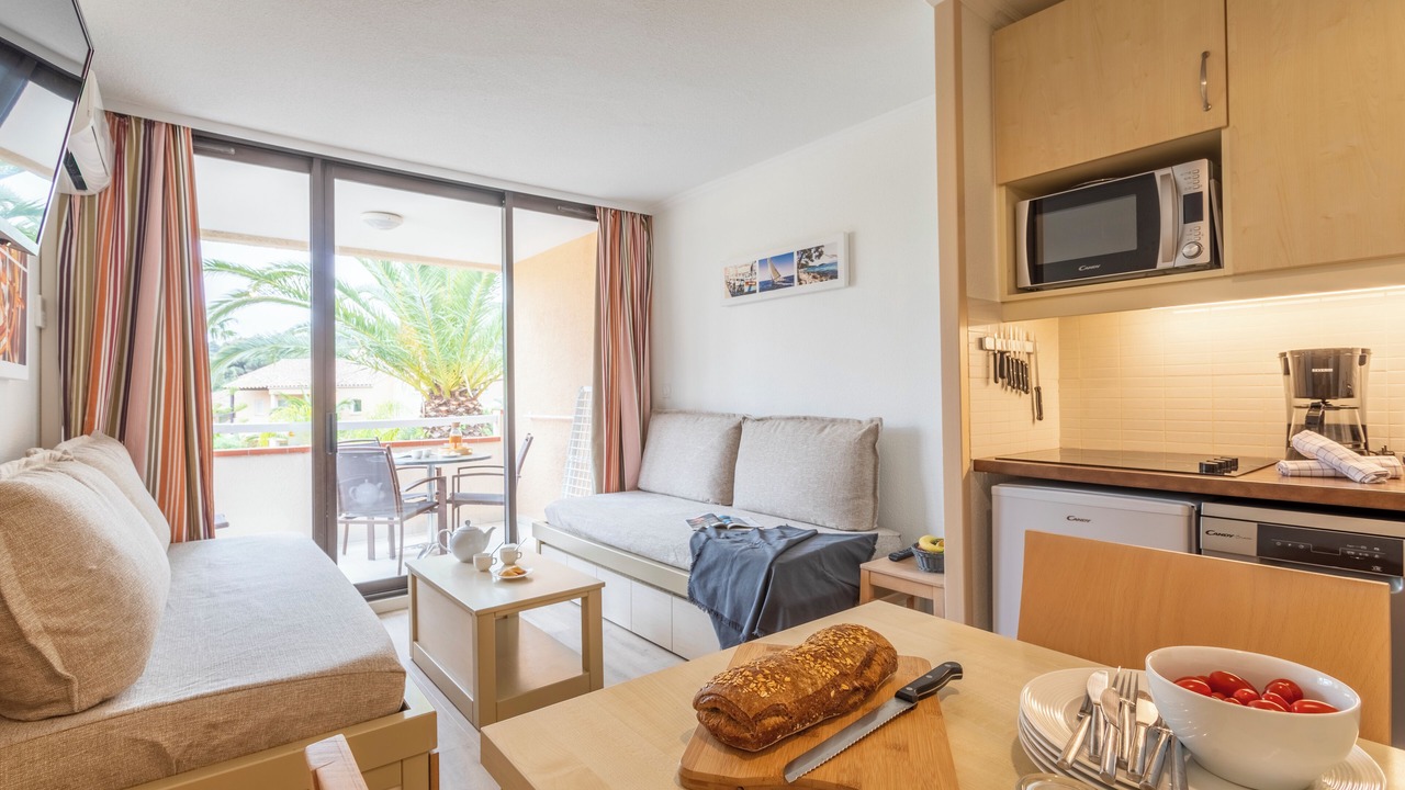 Photo of Kitchen in Le Lavandou