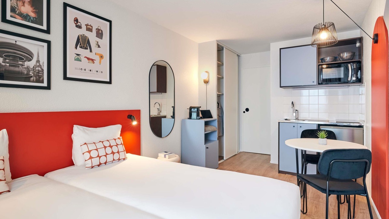 Photo of Bedroom in Vanves