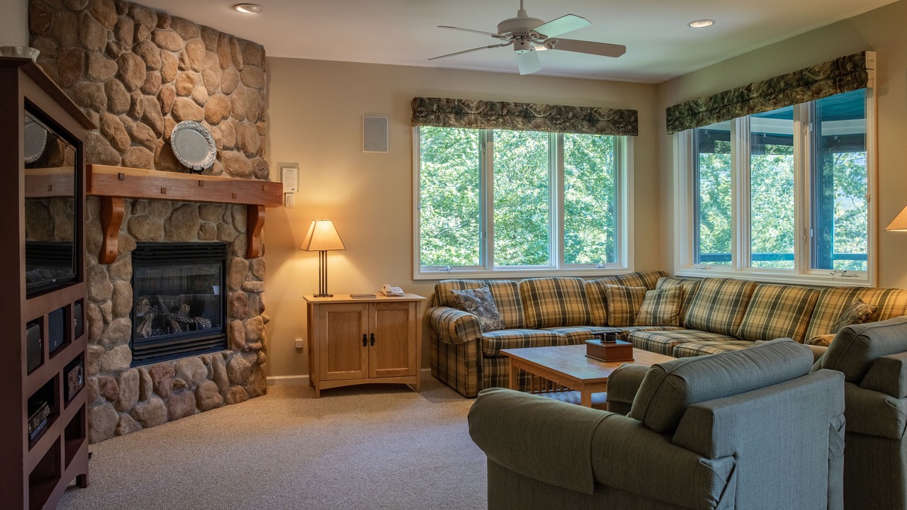Photo of Livingroom in Jeffersonville