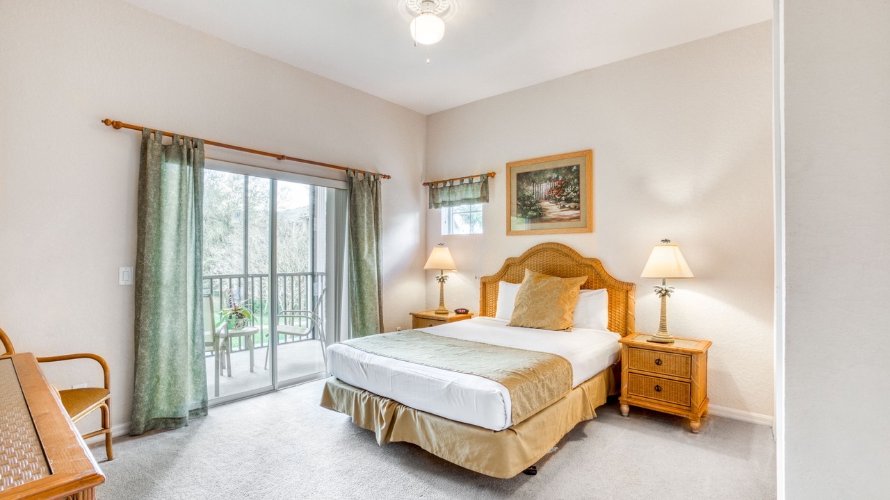 Photo of Bedroom in Bahama Bay