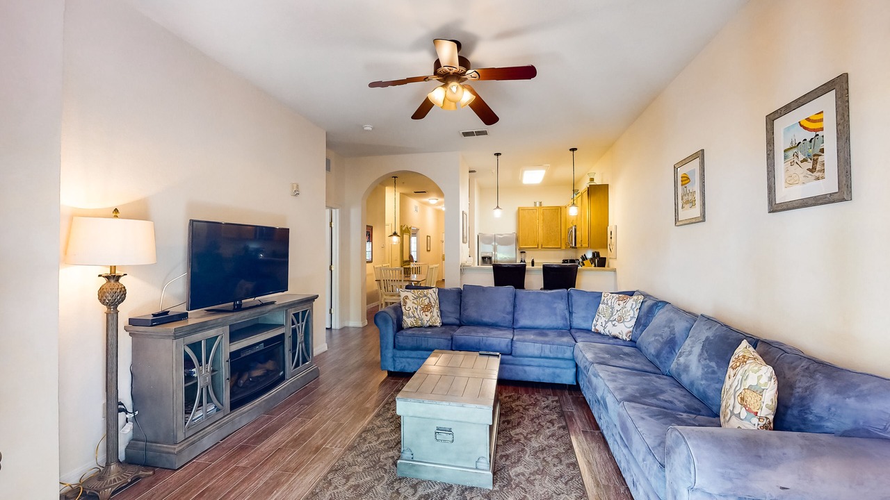 Photo of Livingroom in Bahama Bay