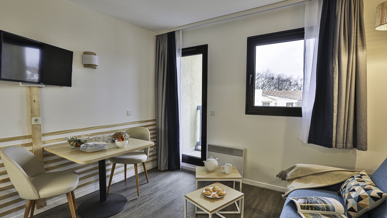 Photo of Livingroom in La Rochelle City Centre