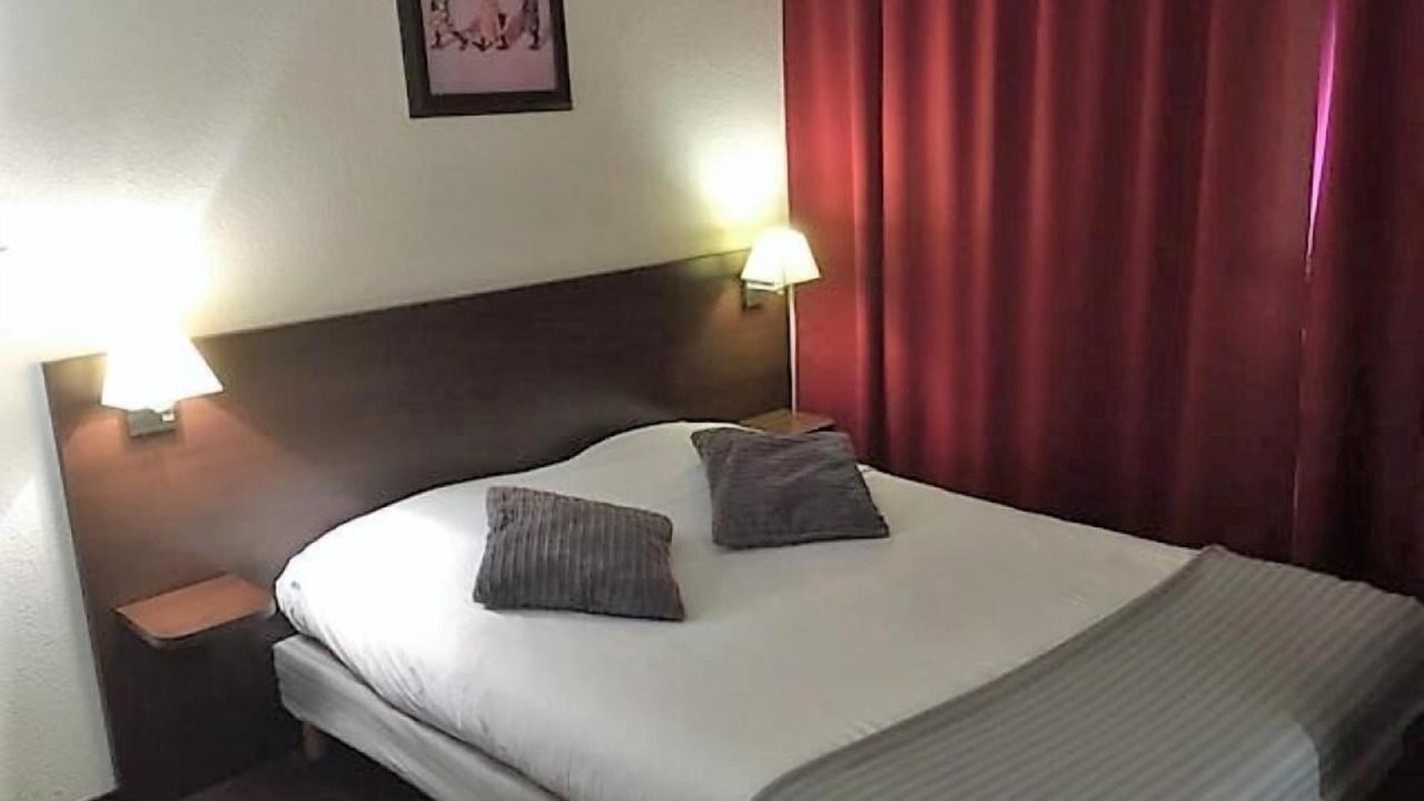 Photo of Bedroom in Quartier Villeneuve - Village-Olympique