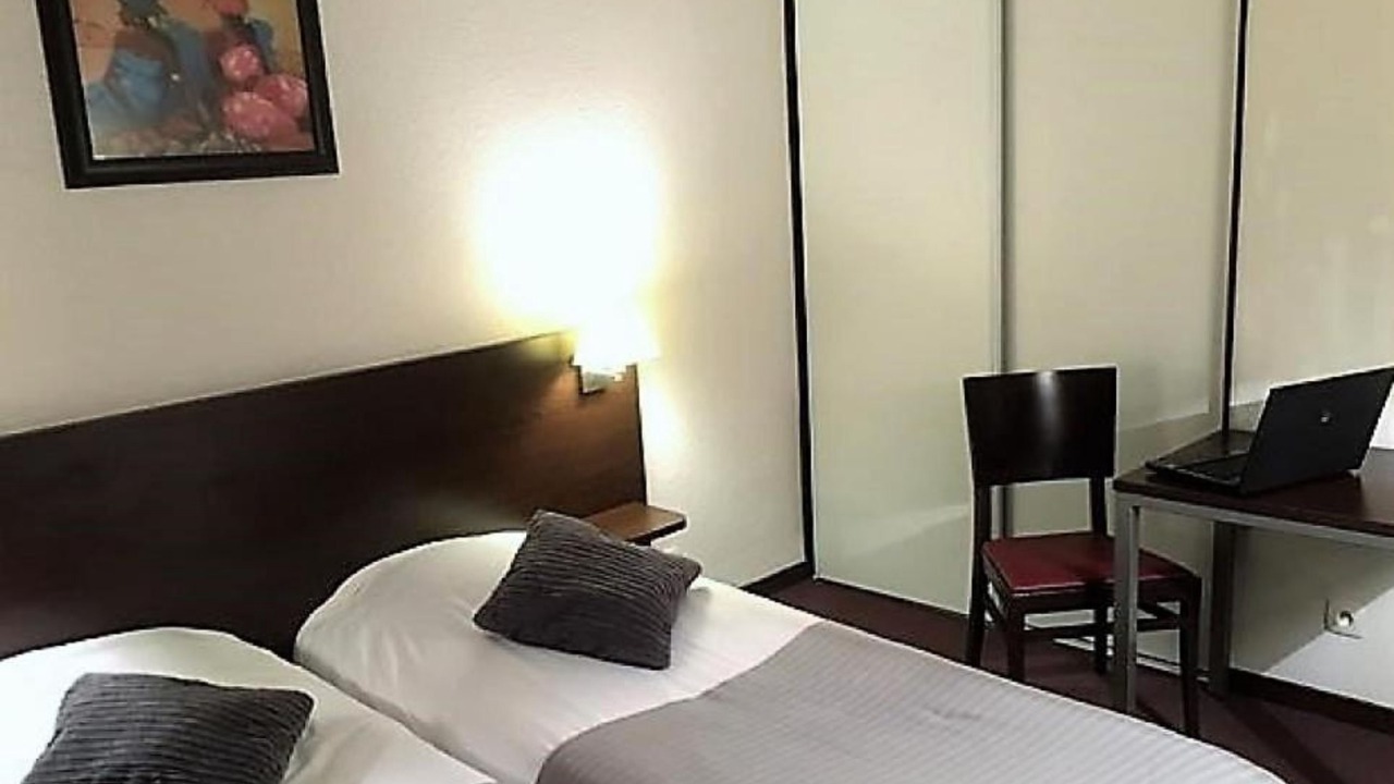 Photo of Bedroom in Quartier Villeneuve - Village-Olympique