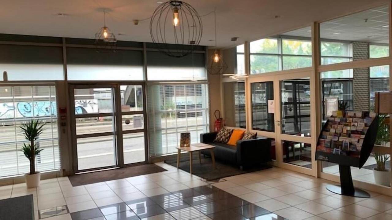 Photo of Livingroom in Quartier Villeneuve - Village-Olympique