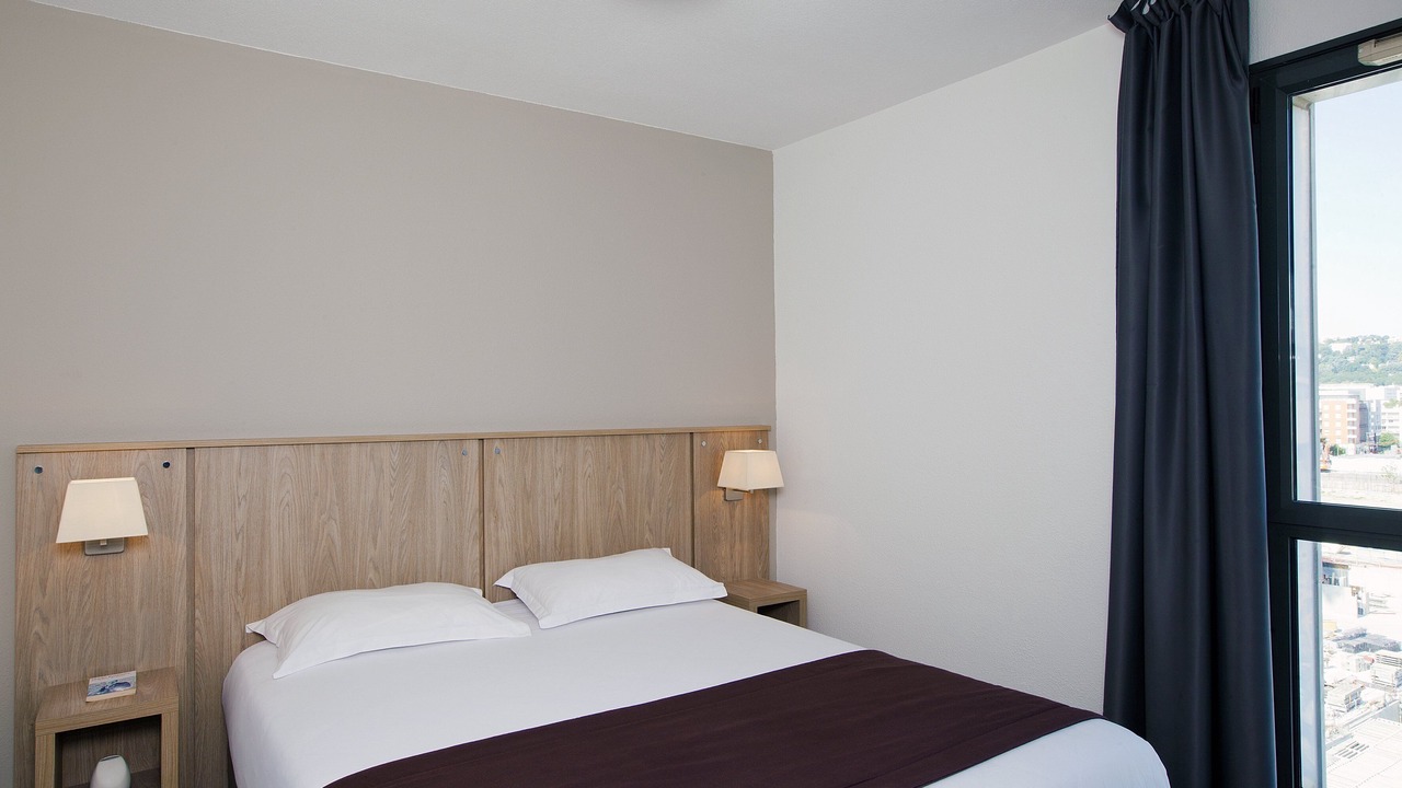 Photo of Bedroom in 7th Arrondissement