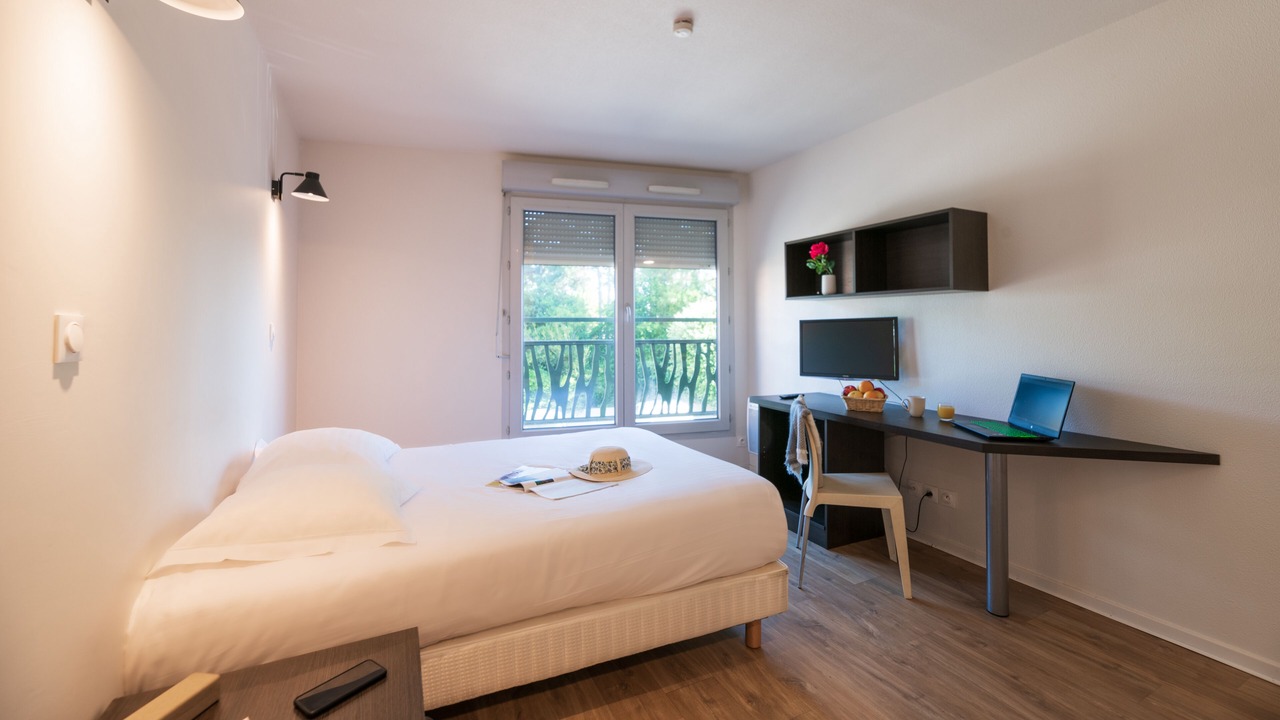 Photo of Bedroom in Valence