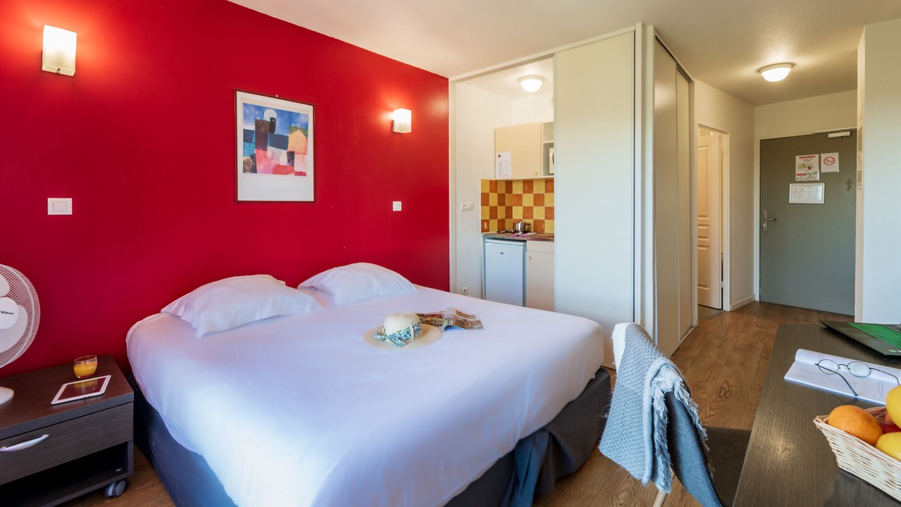 Photo of Bedroom in Valence