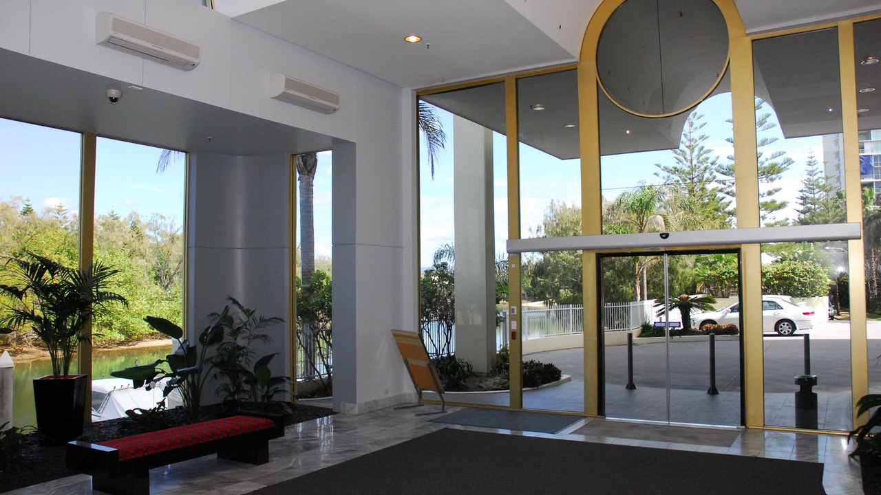 Photo of Others in Main Beach