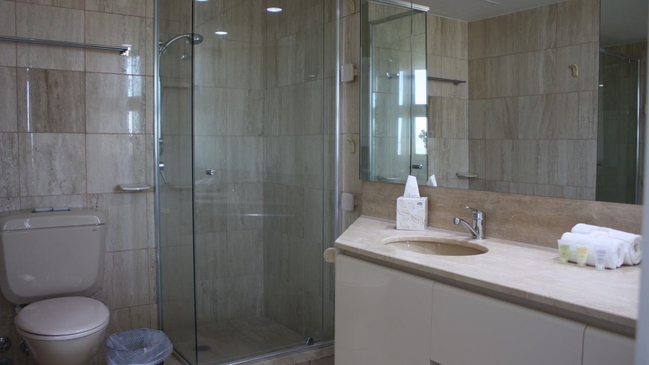 Photo of Bathroom in Main Beach