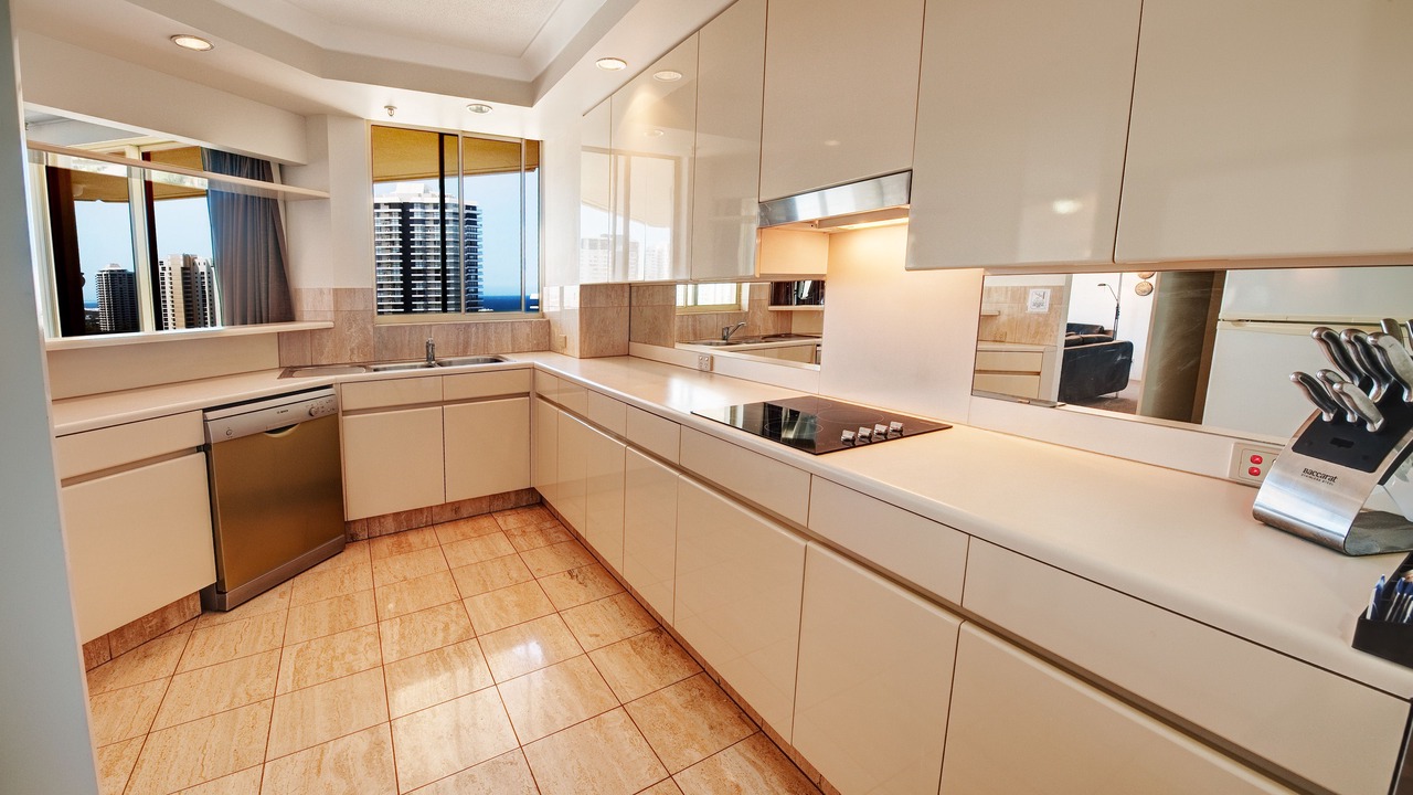 Photo of Kitchen in Main Beach