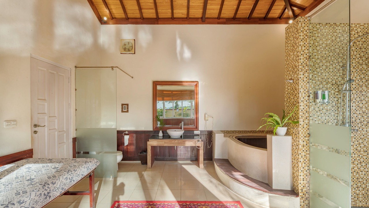 Photo of Bathroom in Bukit