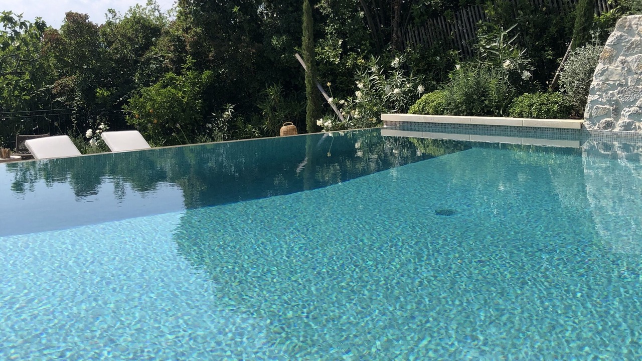 Photo of Outdoor in Mougins Town Centre