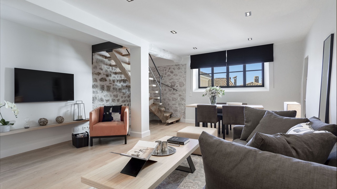 Photo of Livingroom in Mougins Town Centre