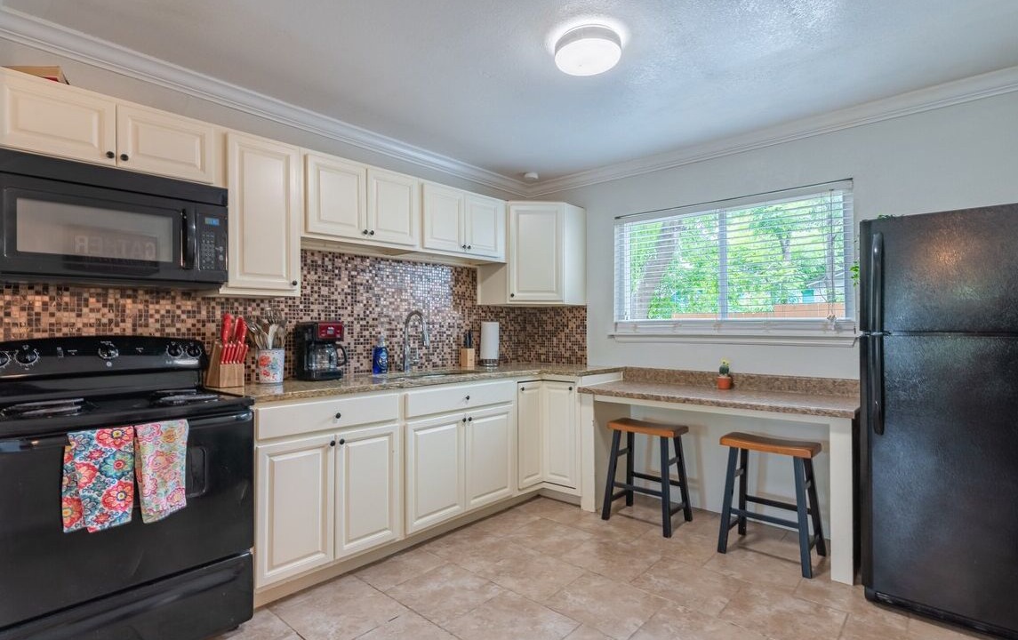 Photo of Kitchen in Mahncke Park