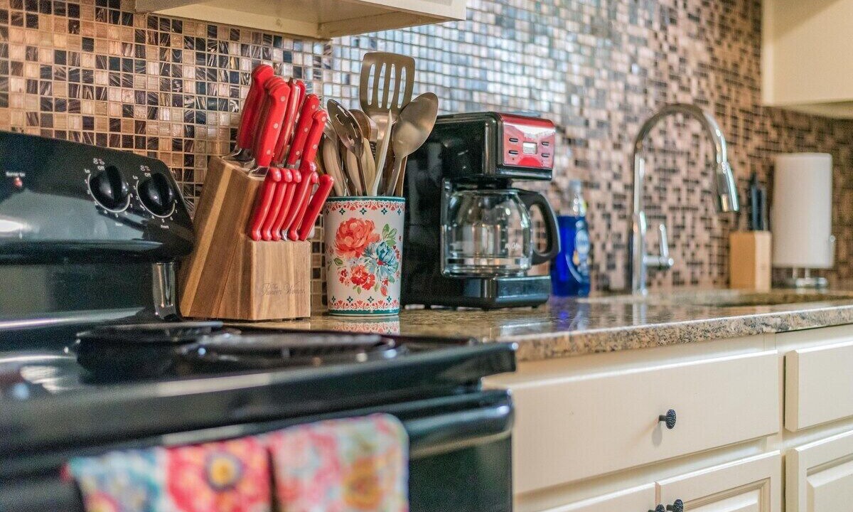 Photo of Kitchen in Mahncke Park