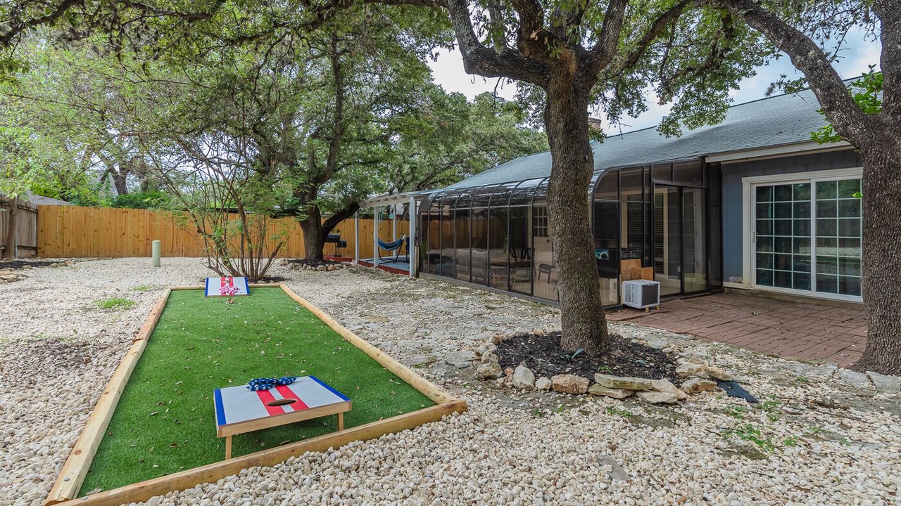 Photo of Patio Balcony in Hidden Forest