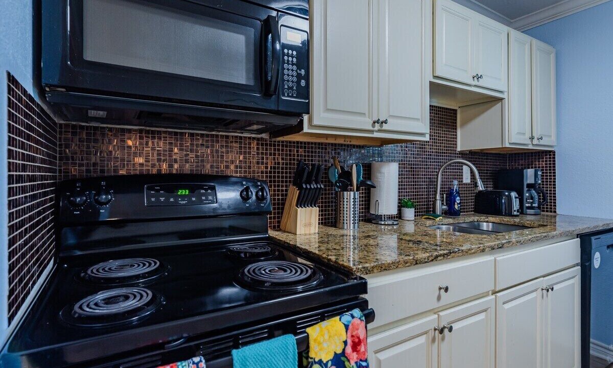 Photo of Kitchen in Mahncke Park