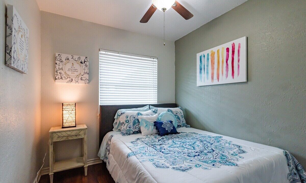 Photo of Bedroom in Mahncke Park