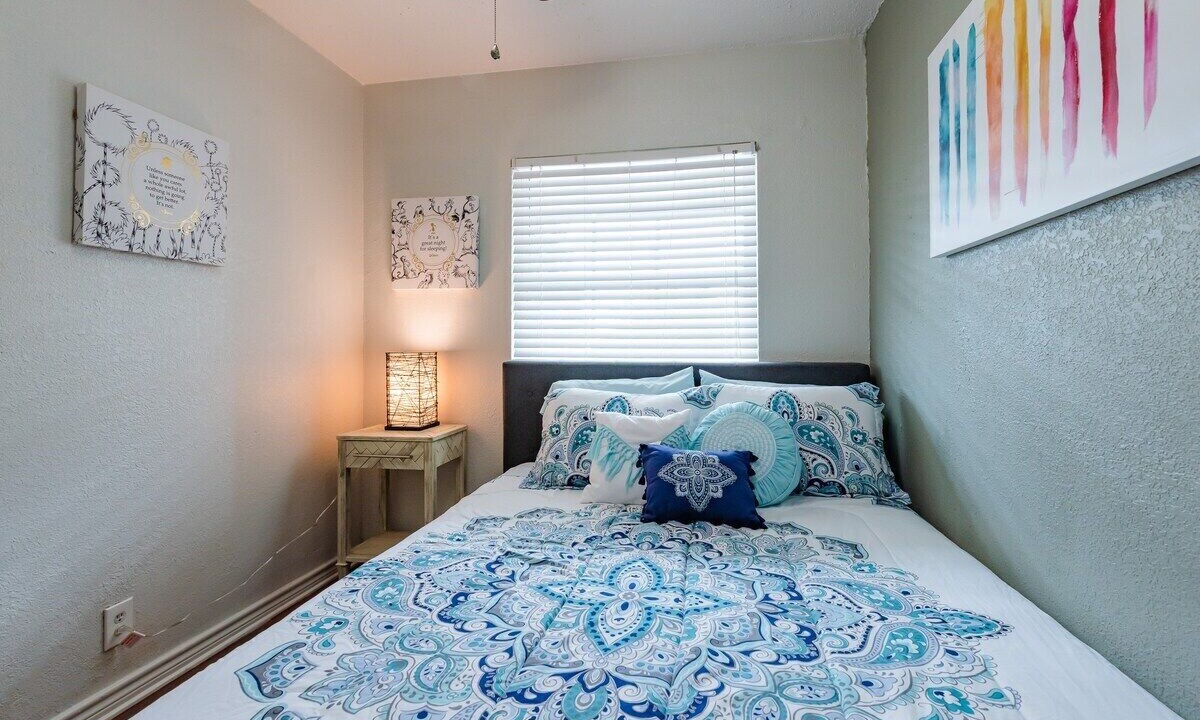 Photo of Bedroom in Mahncke Park