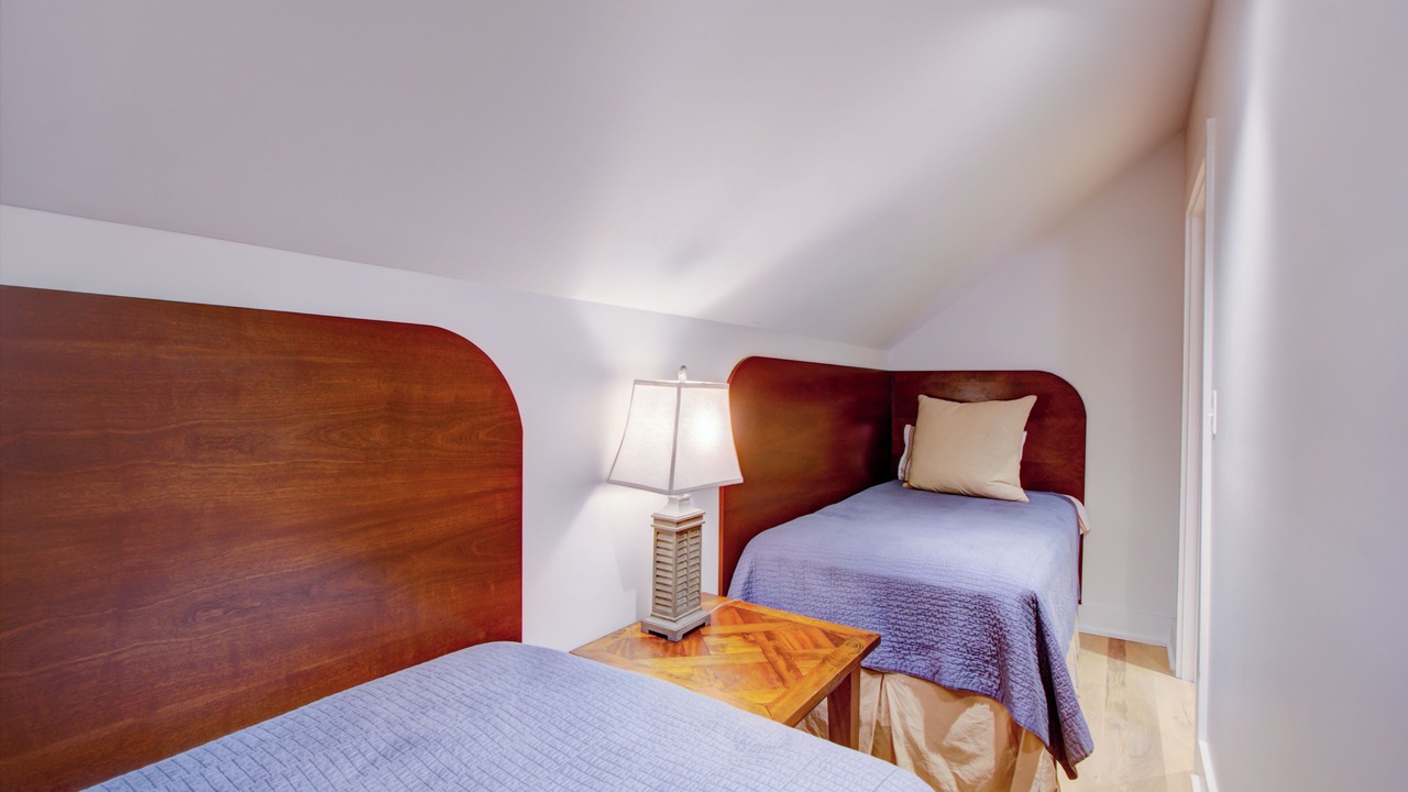 Photo of Bedroom in Charleston Historic District