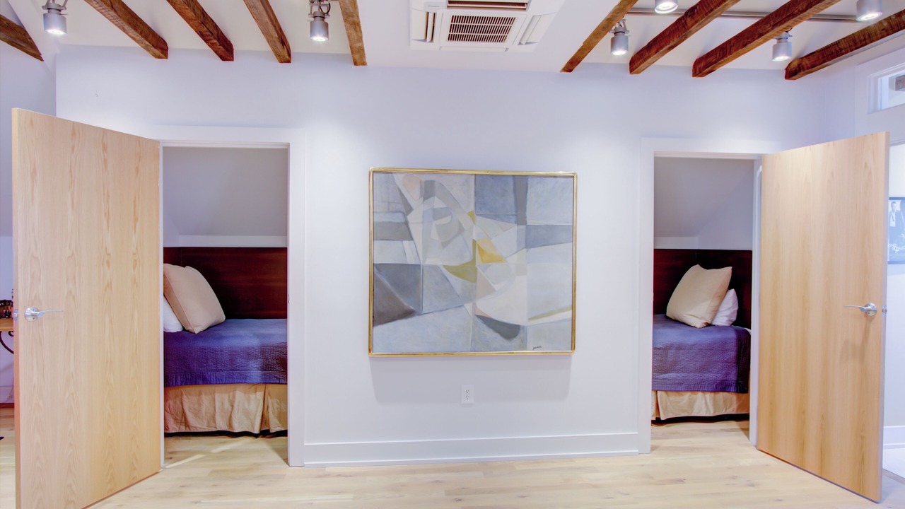 Photo of Bedroom in Charleston Historic District