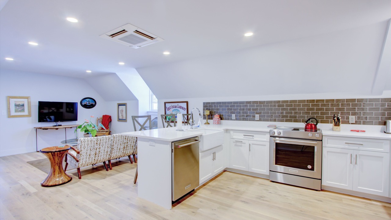 Photo of Kitchen in Charleston Historic District