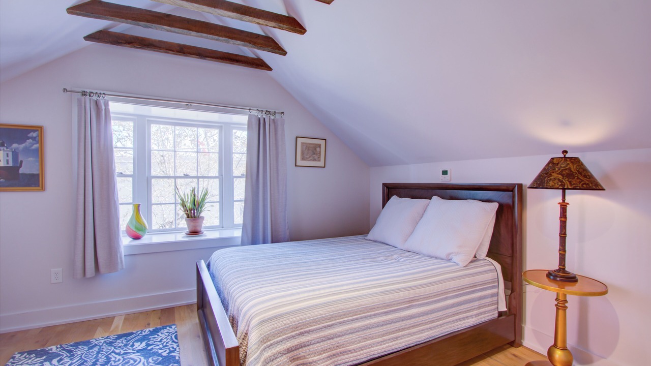 Photo of Bedroom in Charleston Historic District