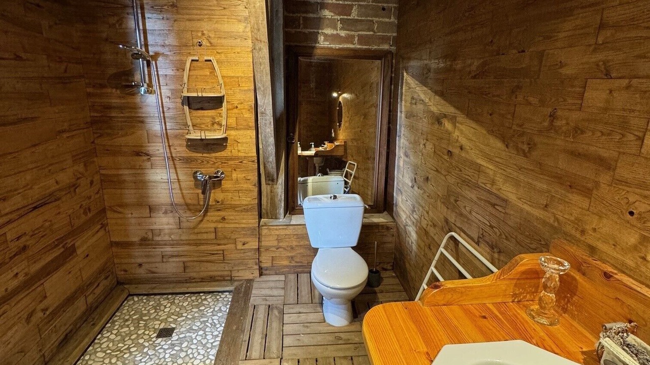 Photo of Bathroom in Jumilhac-le-Grand
